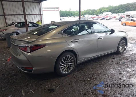 2019 Lexus Es 300H Luxury z USA, uszkodzony, nr VIN JTHB21B19K2002768